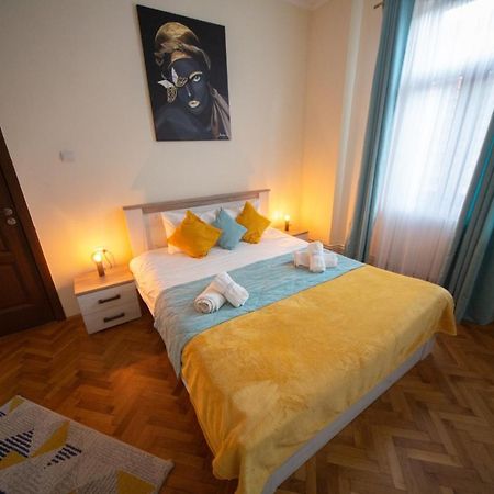 Happy Mood Apartments Брашов Екстериор снимка